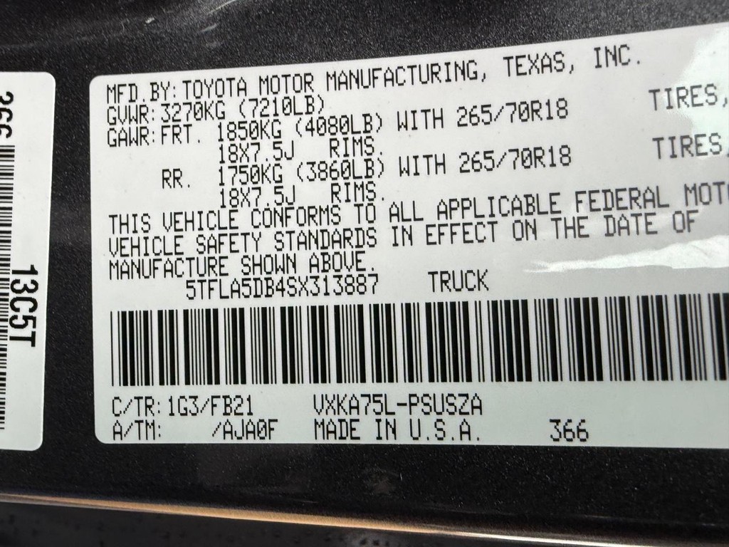 Toyota Tundra 4WD Vehicle Image 23