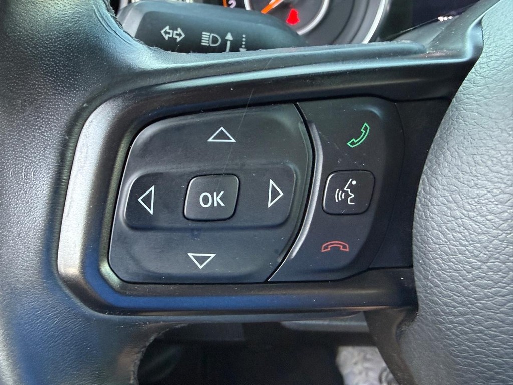 Jeep Wrangler Unlimited Vehicle Image 16