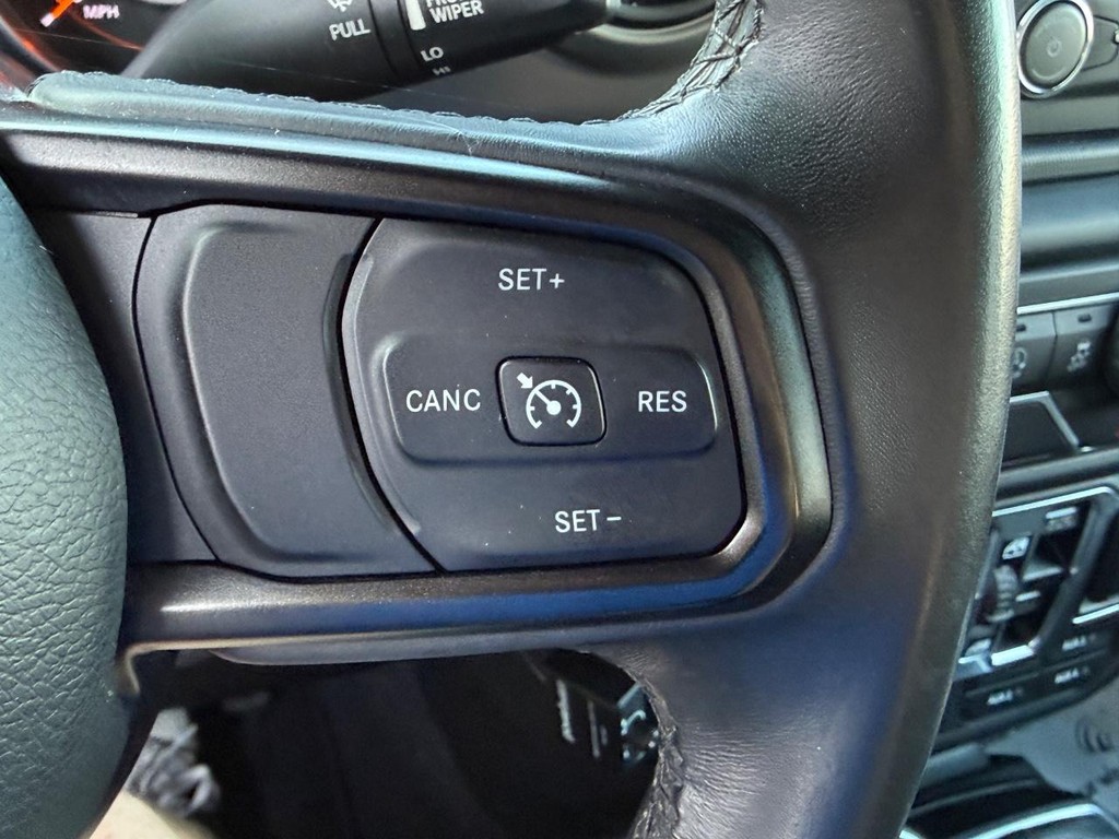 Jeep Wrangler Unlimited Vehicle Image 17