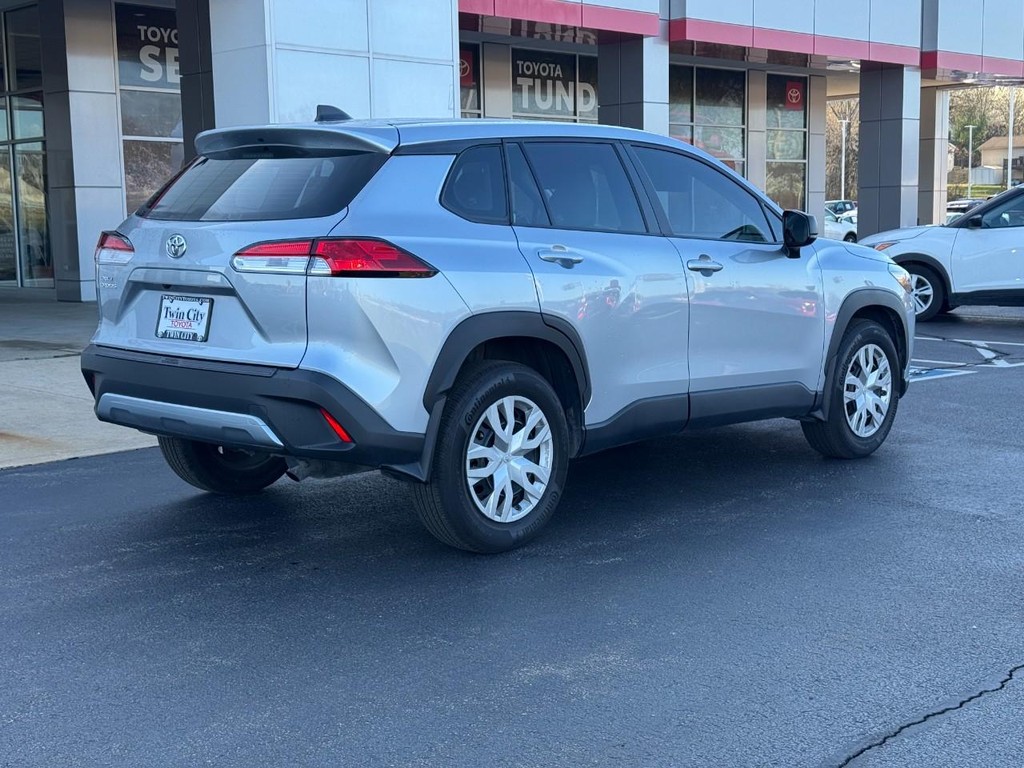 Toyota Corolla Cross Vehicle Image 3