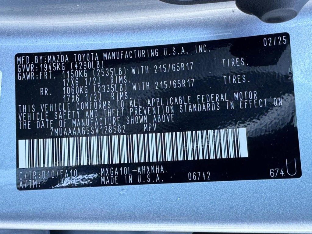 Toyota Corolla Cross Vehicle Image 16