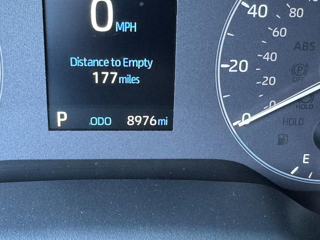 Toyota Corolla Cross Vehicle Image 20