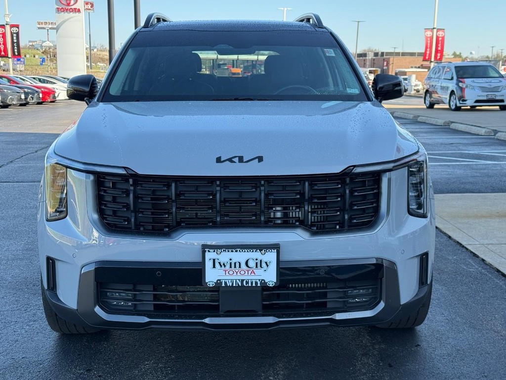 Kia Sorento Vehicle Image 9