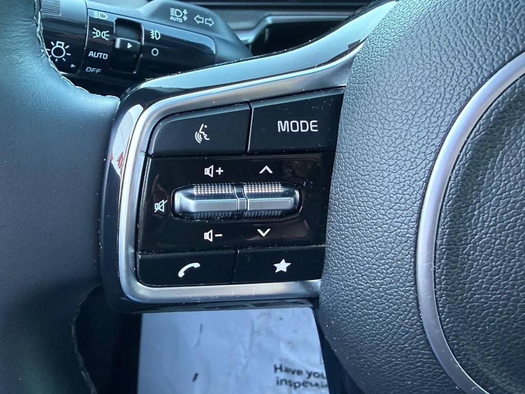 Kia Sorento Vehicle Image 17