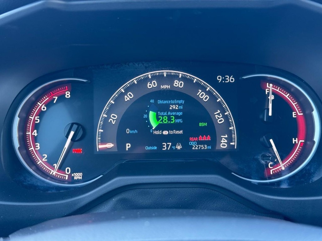 Toyota RAV4 Vehicle Image 20