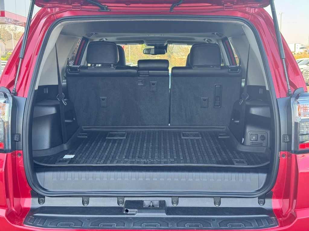 Toyota 4Runner Vehicle Image 4