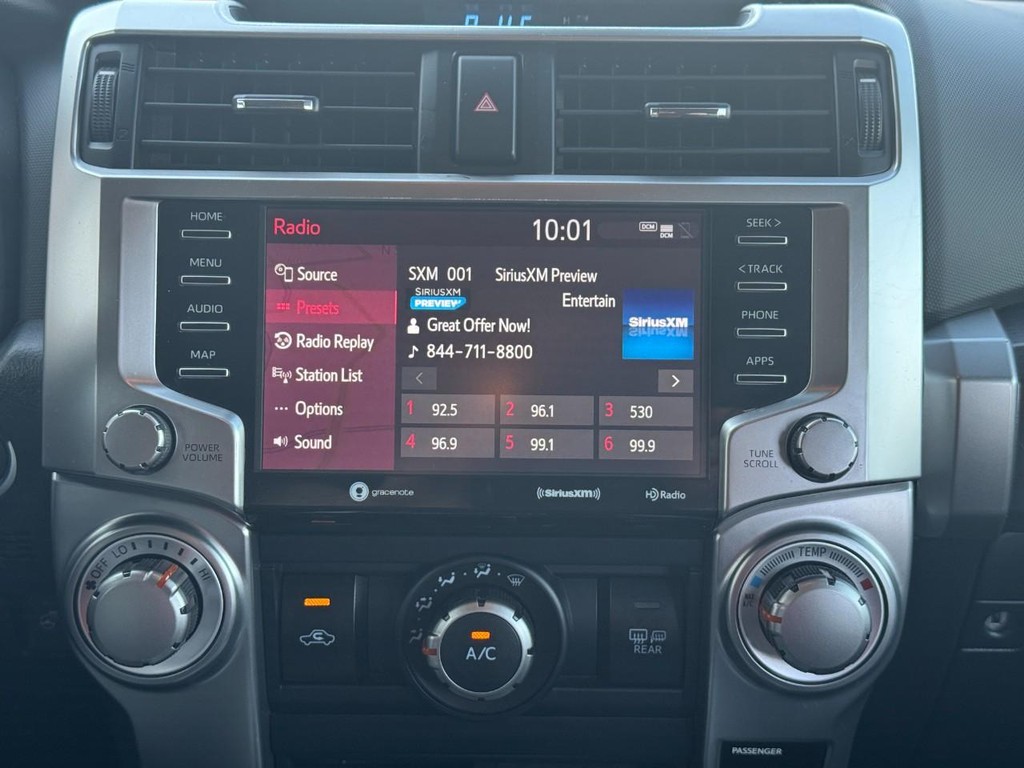 Toyota 4Runner Vehicle Image 14