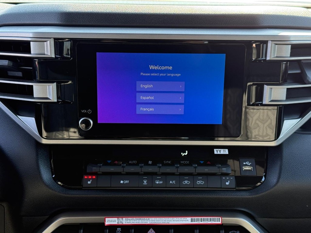 Toyota Tundra 4WD Vehicle Image 14