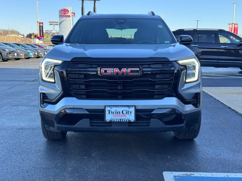 GMC Terrain Vehicle Image 10