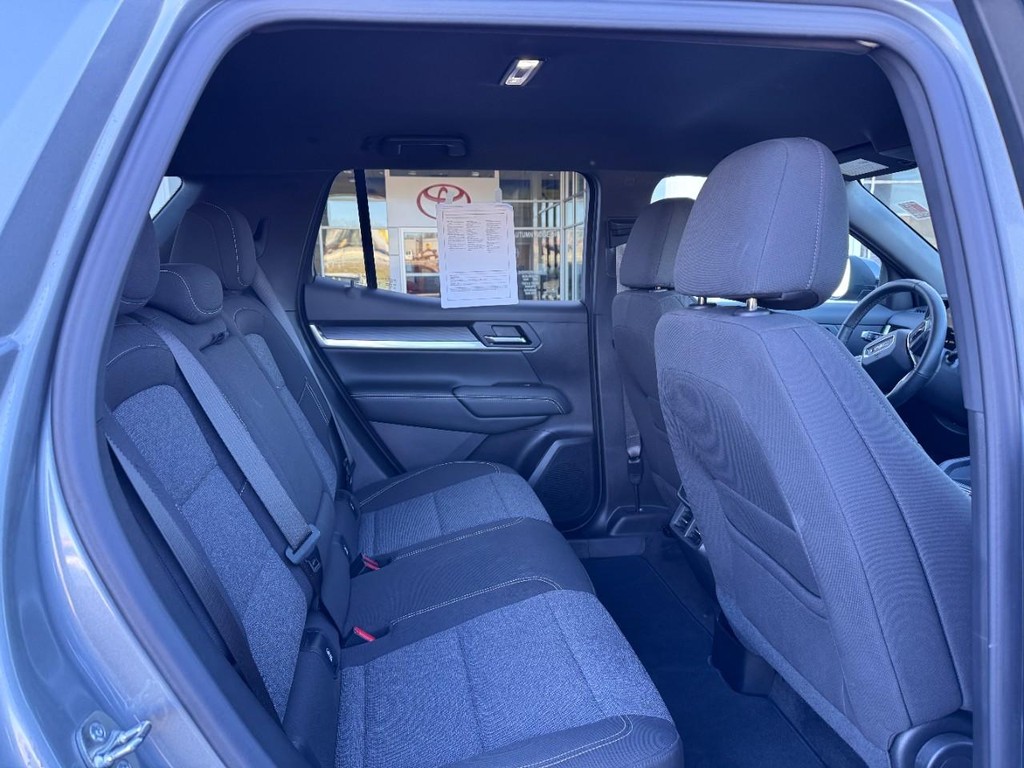 GMC Terrain Vehicle Image 11