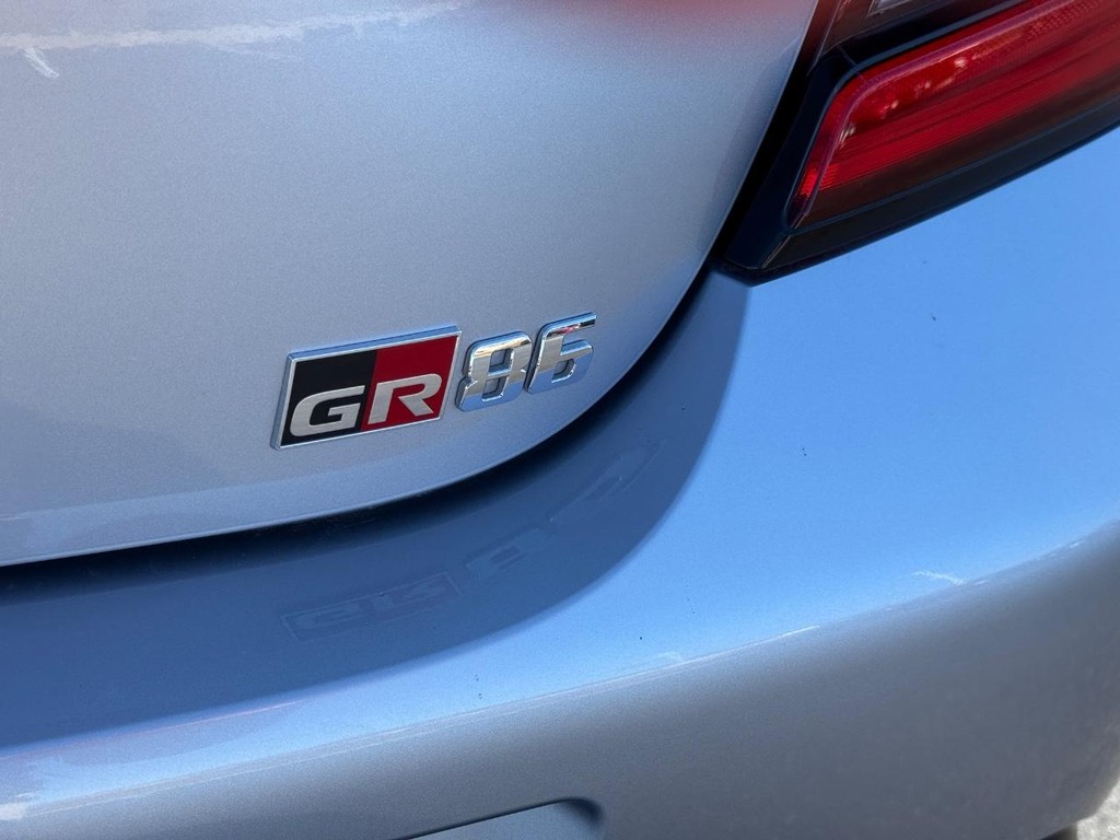 Toyota GR86 Vehicle Image 6
