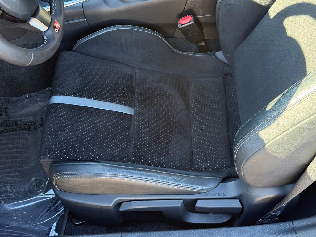 Toyota GR86 Vehicle Image 15