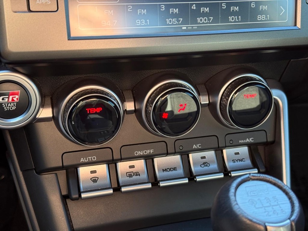 Toyota GR86 Vehicle Image 22