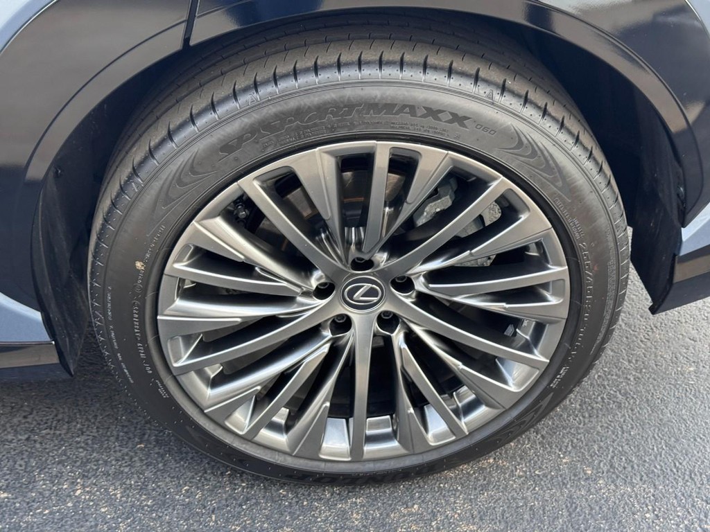 Lexus RZ Vehicle Image 7