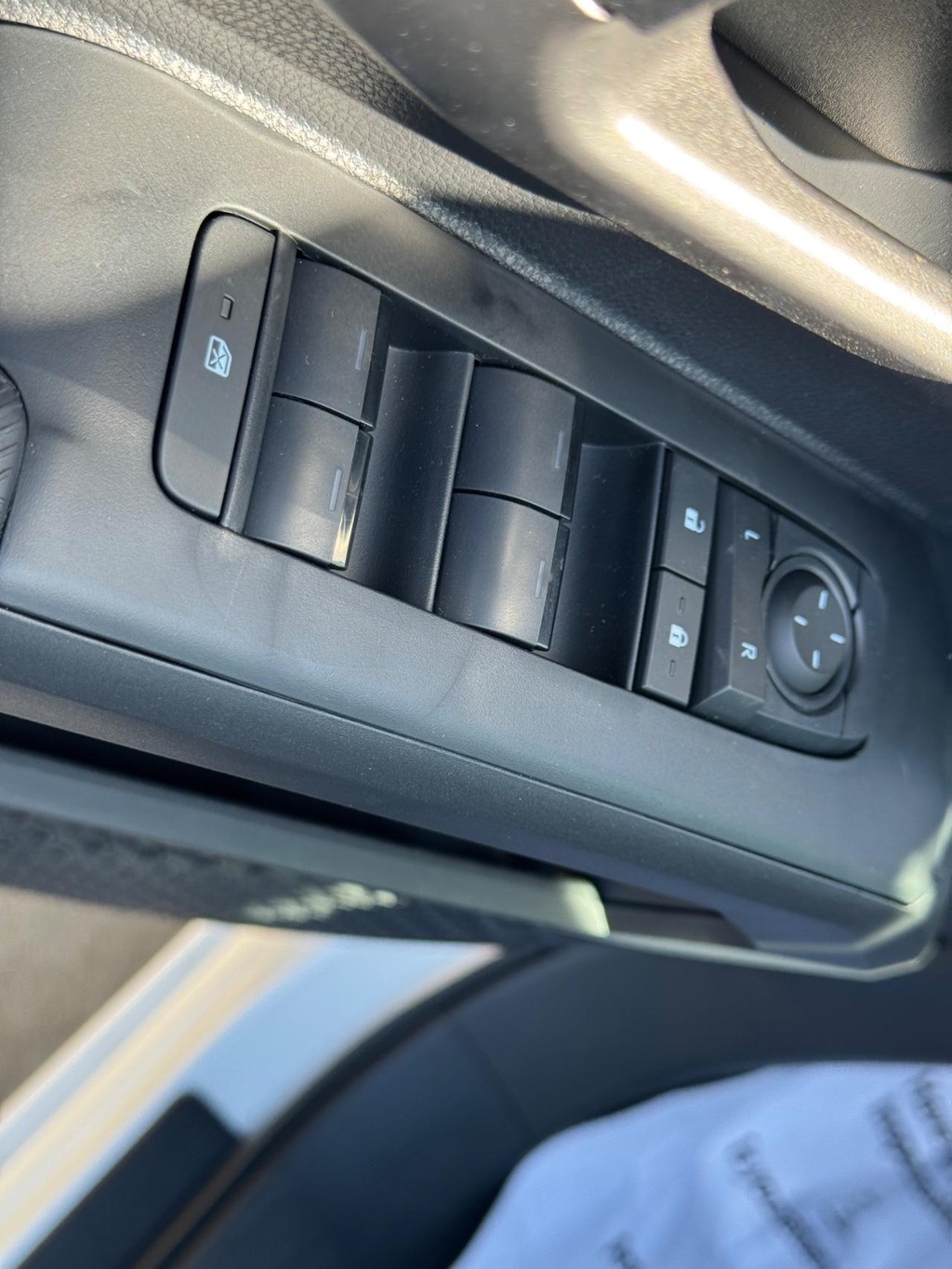 Toyota Tacoma 4WD Vehicle Image 11