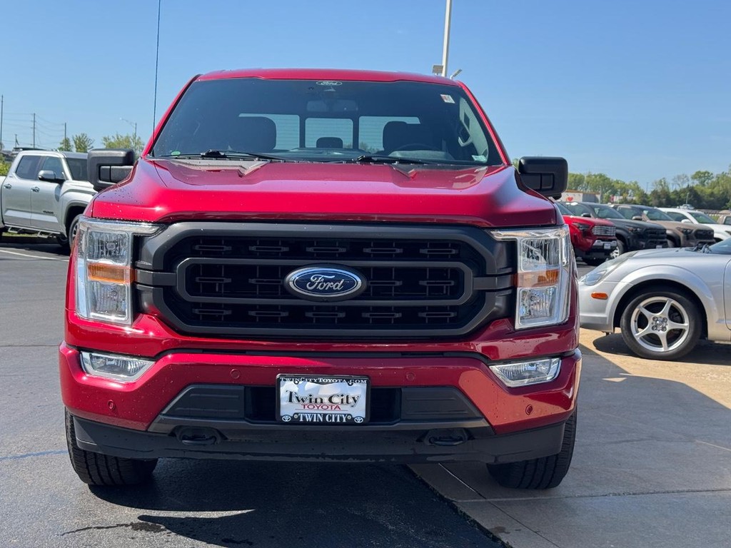 Ford F-150 Vehicle Full-screen Gallery Image 07