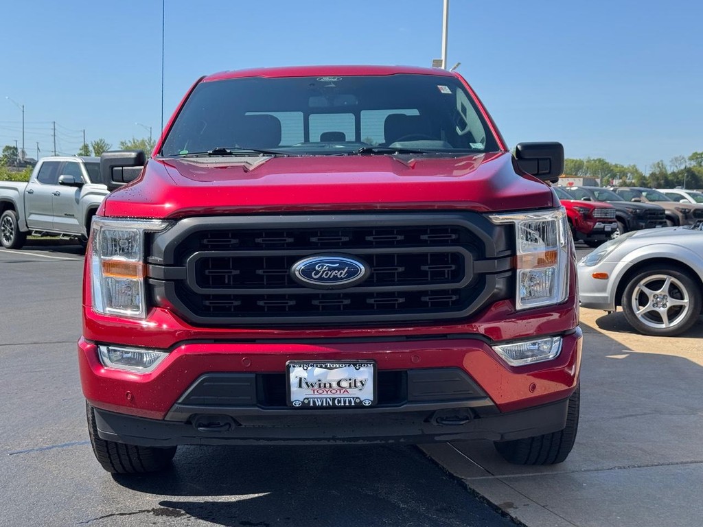 Ford F-150 Vehicle Full-screen Gallery Image 08