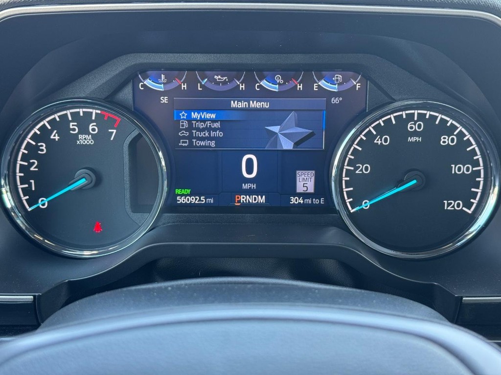 Ford F-150 Vehicle Full-screen Gallery Image 26