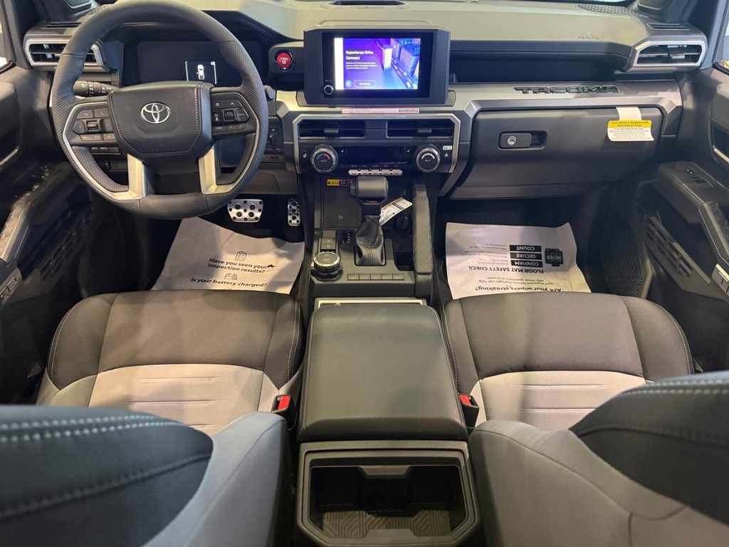 Toyota Tacoma 4WD Vehicle Image 8