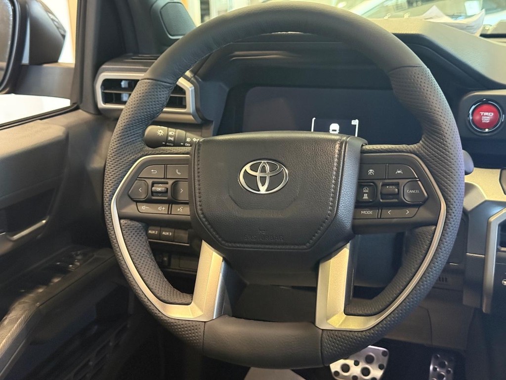 Toyota Tacoma 4WD Vehicle Image 9