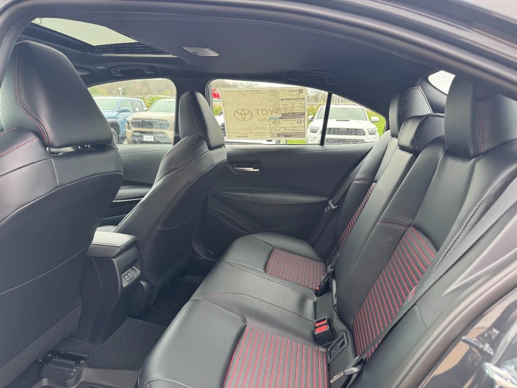 Toyota Corolla Vehicle Image 6