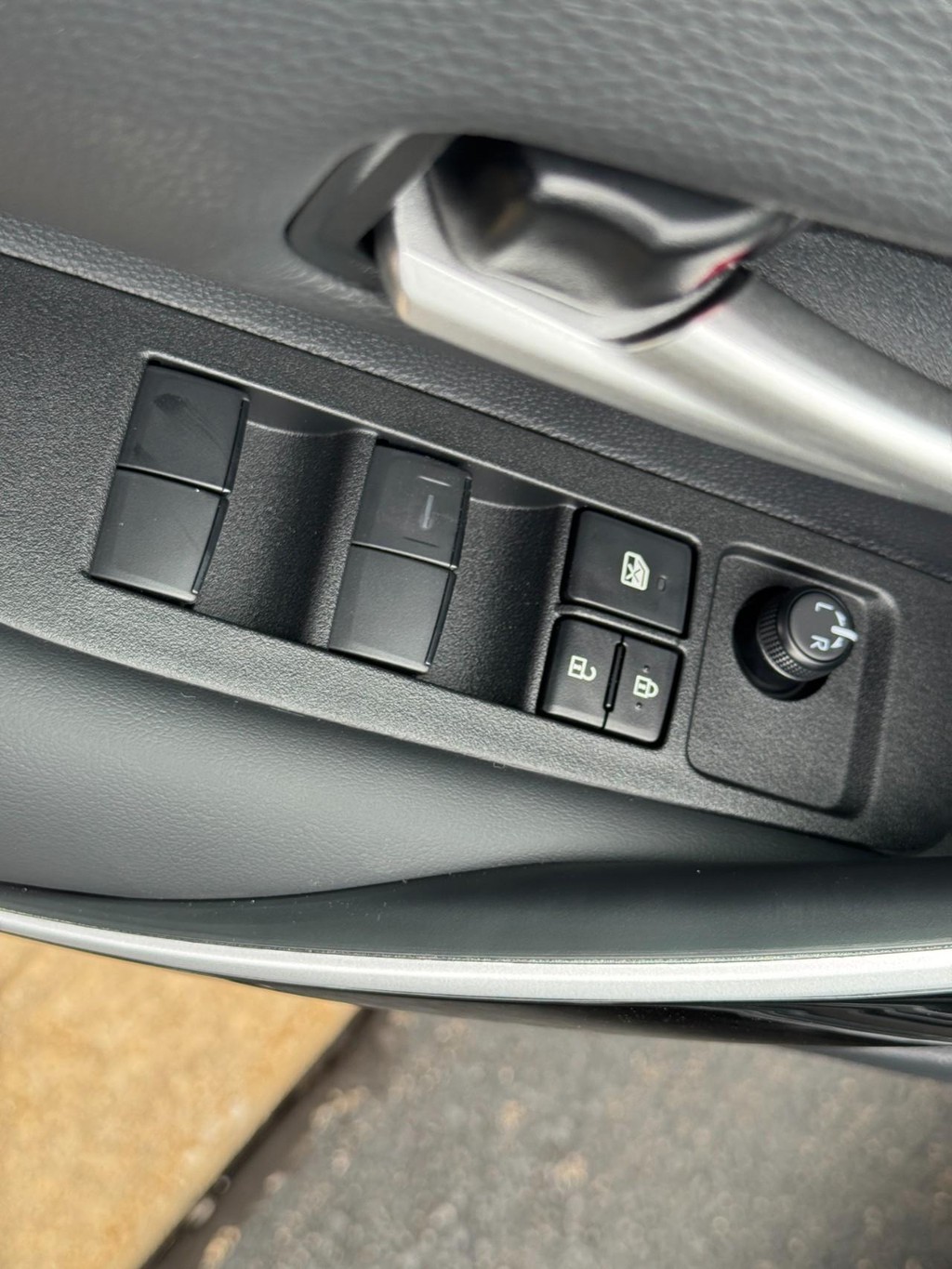 Toyota Corolla Vehicle Image 10