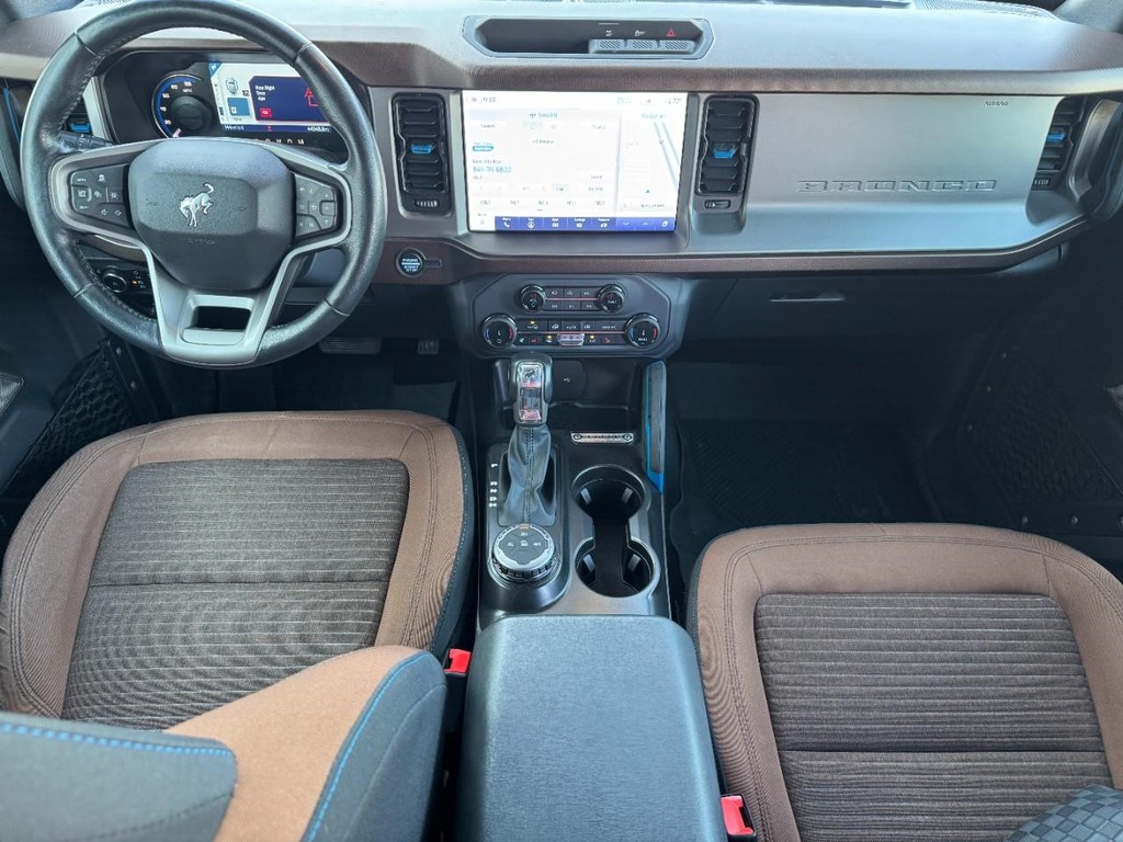 Ford Bronco Vehicle Image 12