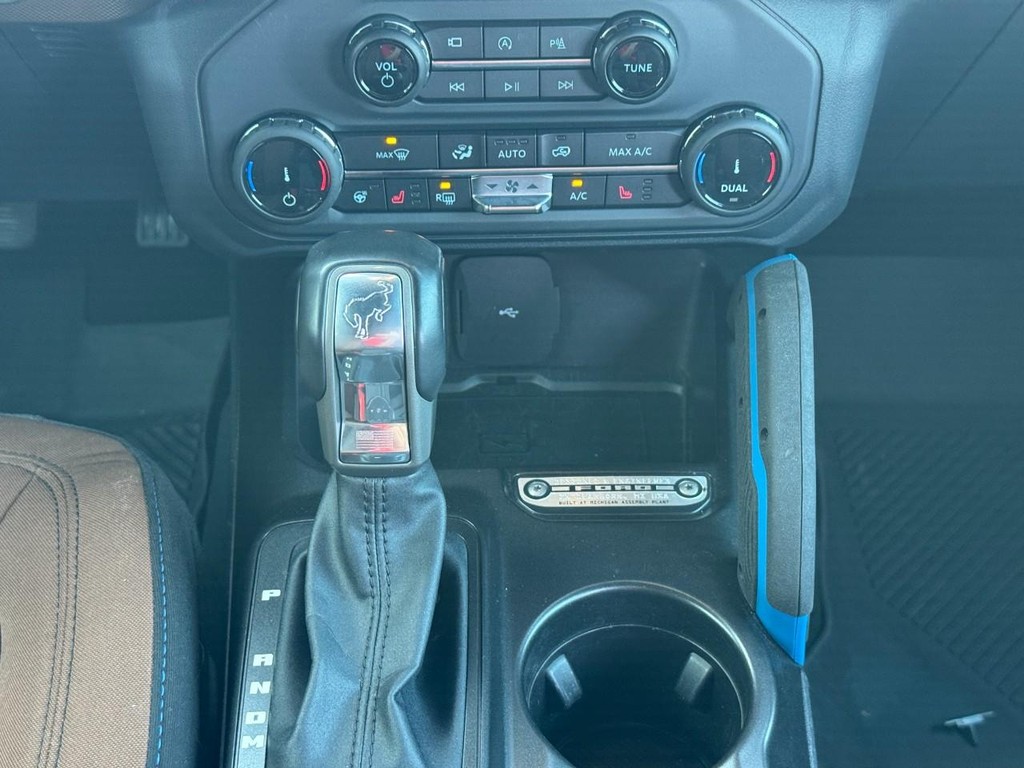 Ford Bronco Vehicle Image 15