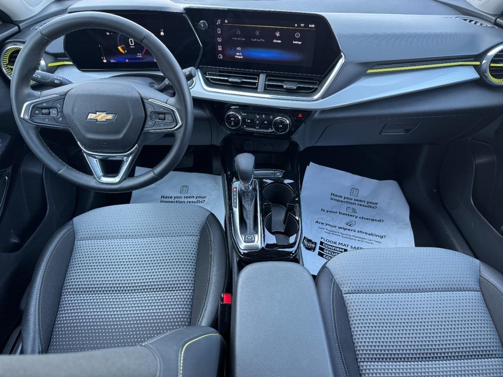 Chevrolet Trax Vehicle Image 12