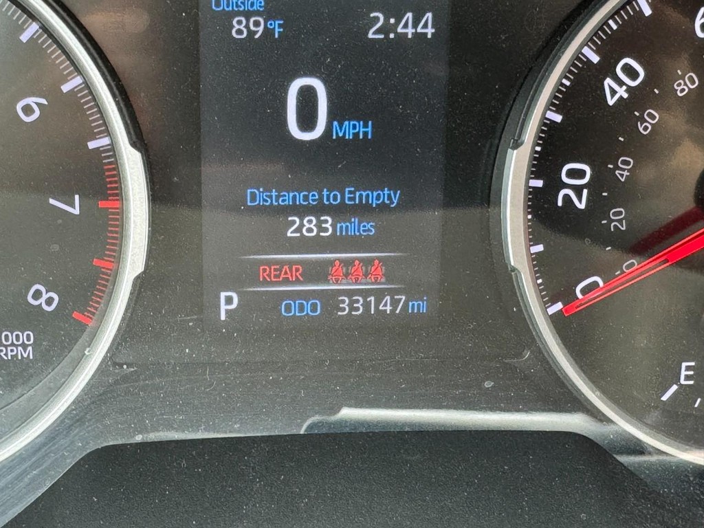 Toyota RAV4 Vehicle Image 20