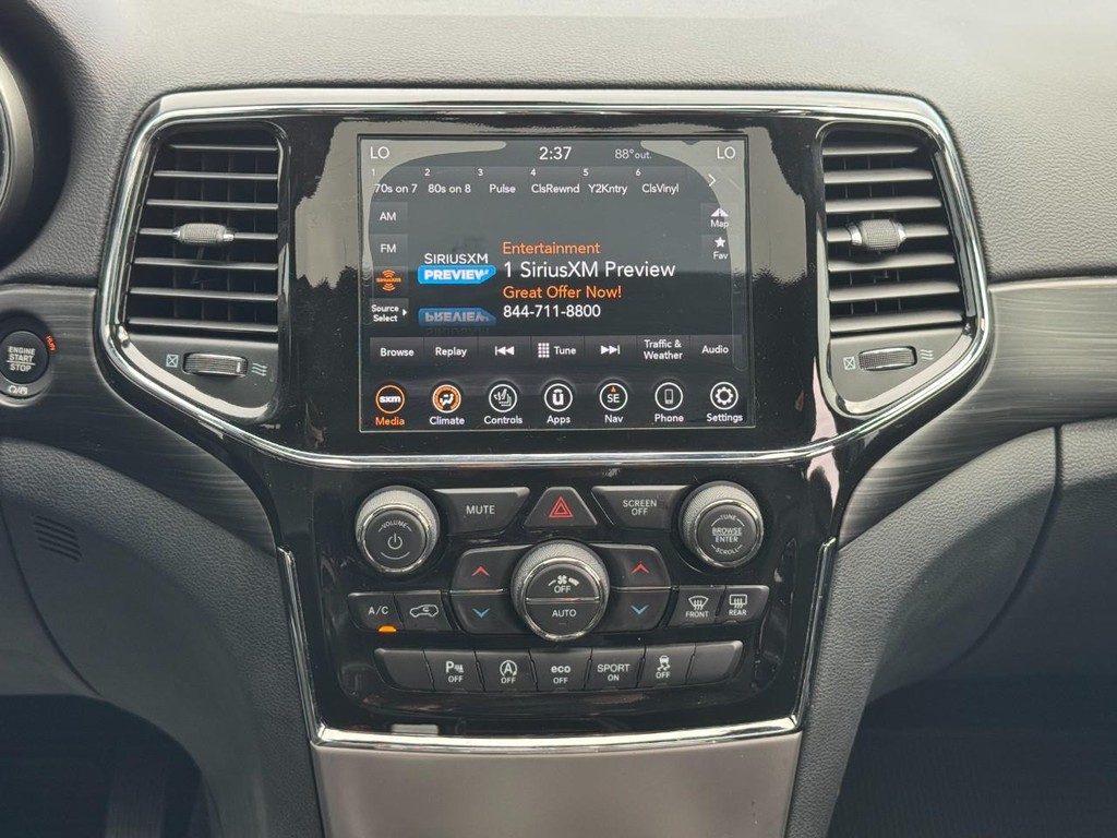 Jeep Grand Cherokee Vehicle Image 13