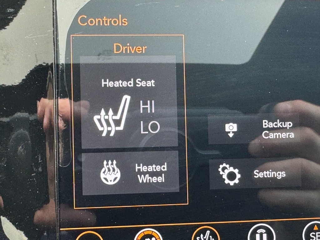 Jeep Grand Cherokee Vehicle Image 20