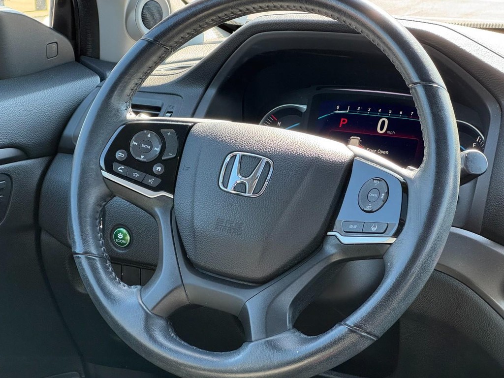 Honda Pilot Vehicle Image 12