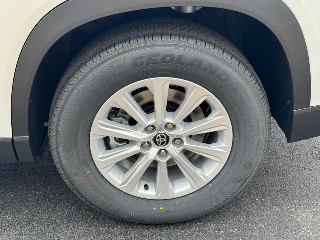 Toyota Grand Highlander Vehicle Image 5