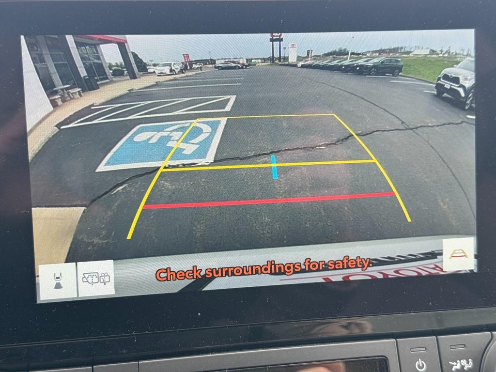 Toyota Grand Highlander Vehicle Image 16