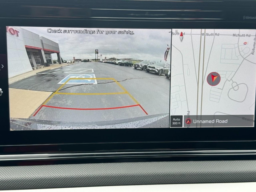 Kia K5 Vehicle Image 23