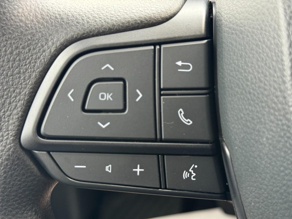 Toyota Sienna Vehicle Image 13