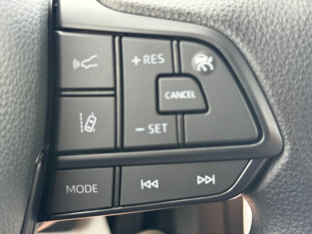 Toyota Sienna Vehicle Image 14