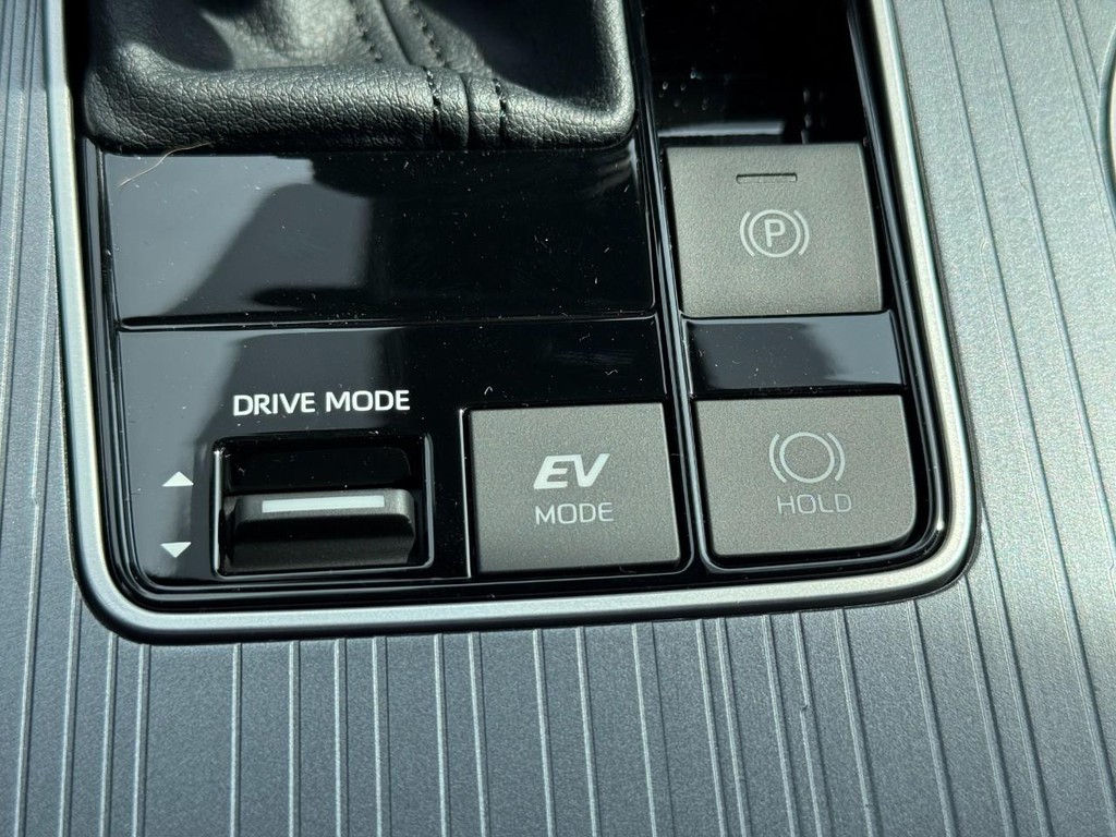 Toyota Sienna Vehicle Image 17