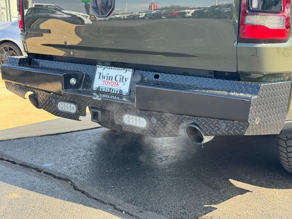 Ram 1500 Vehicle Image 7