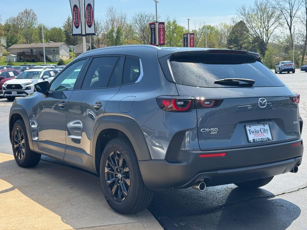 Mazda CX-50 Vehicle Image 6