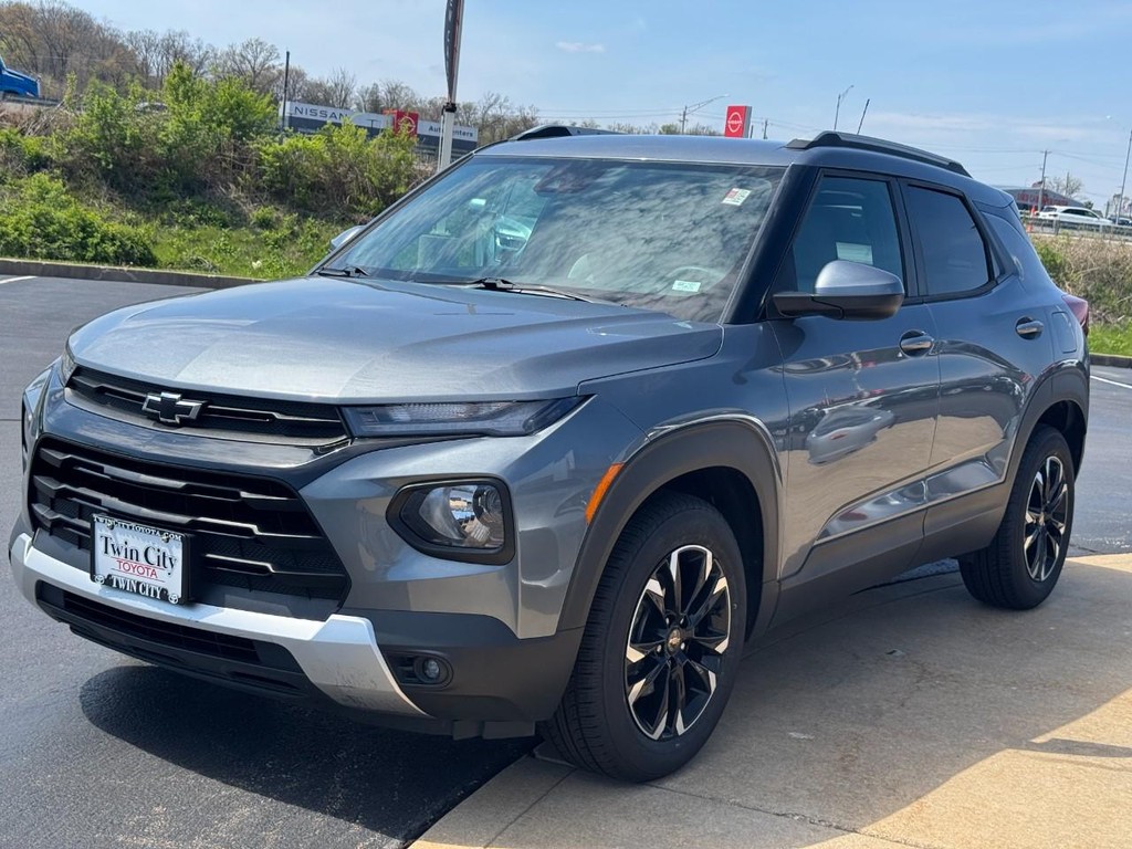 Chevrolet TrailBlazer Vehicle Image 8