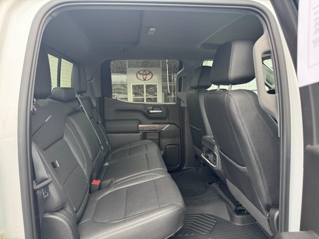 Chevrolet Silverado 1500 Vehicle Image 12