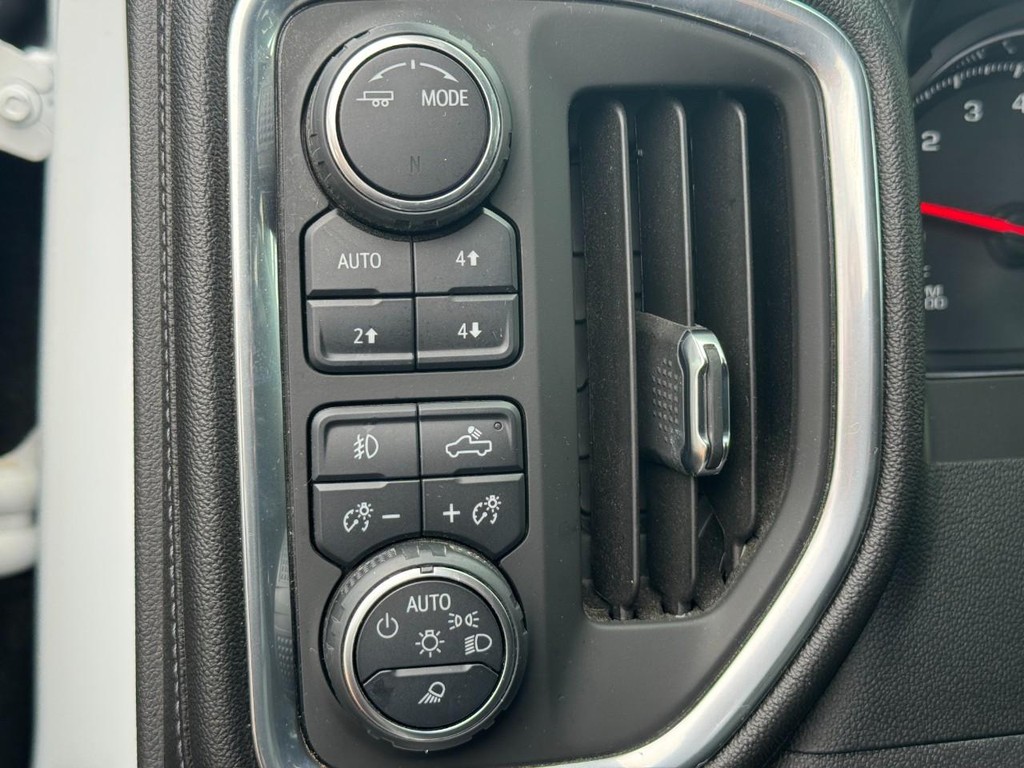 Chevrolet Silverado 1500 Vehicle Image 19