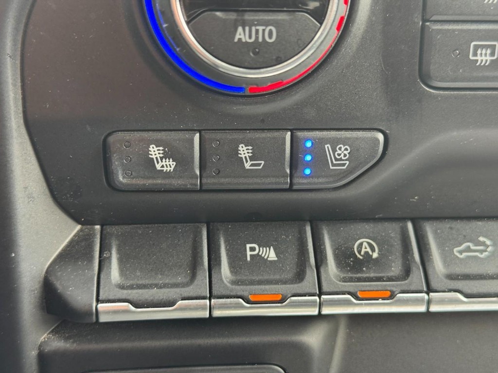 Chevrolet Silverado 1500 Vehicle Image 25