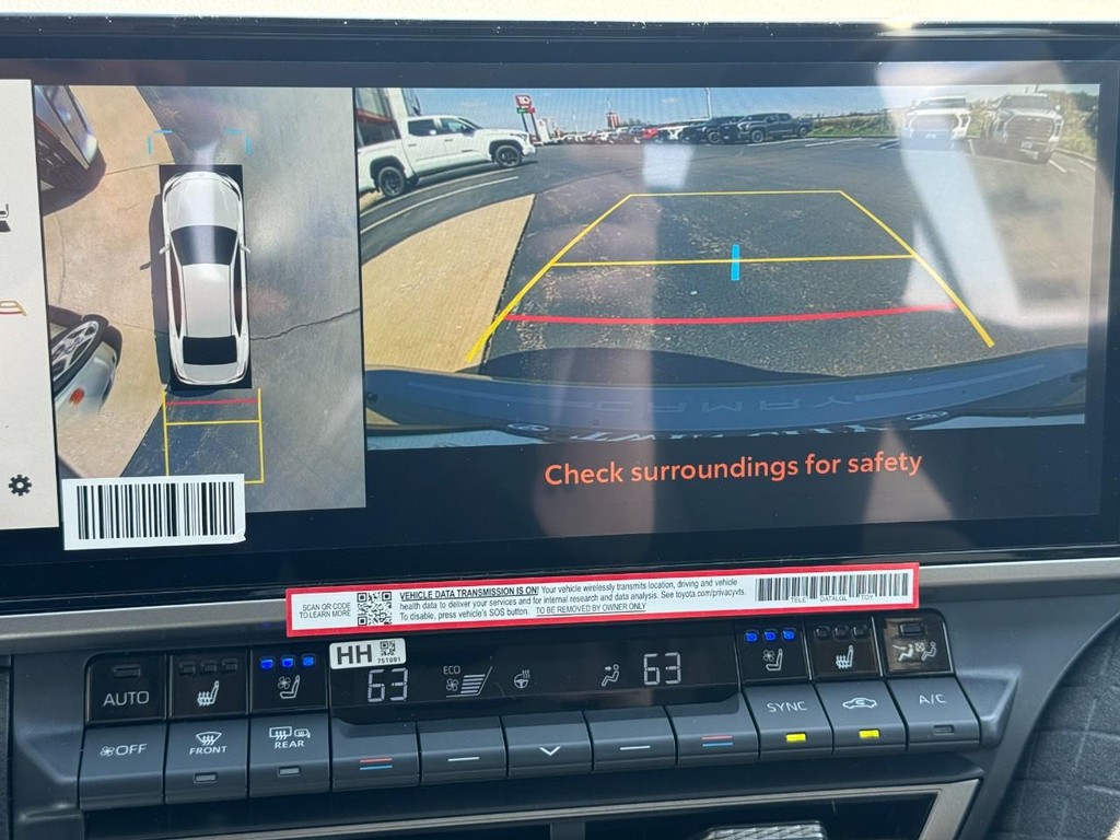 Toyota Camry Vehicle Image 16