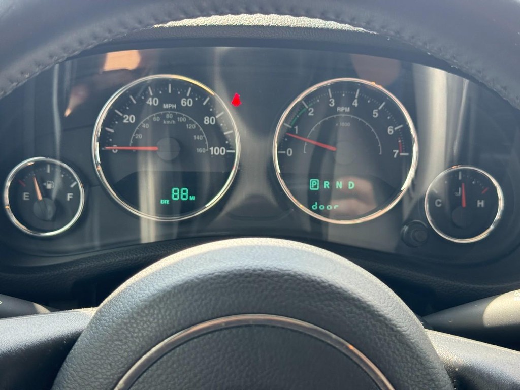 Jeep Wrangler Unlimited Vehicle Image 19