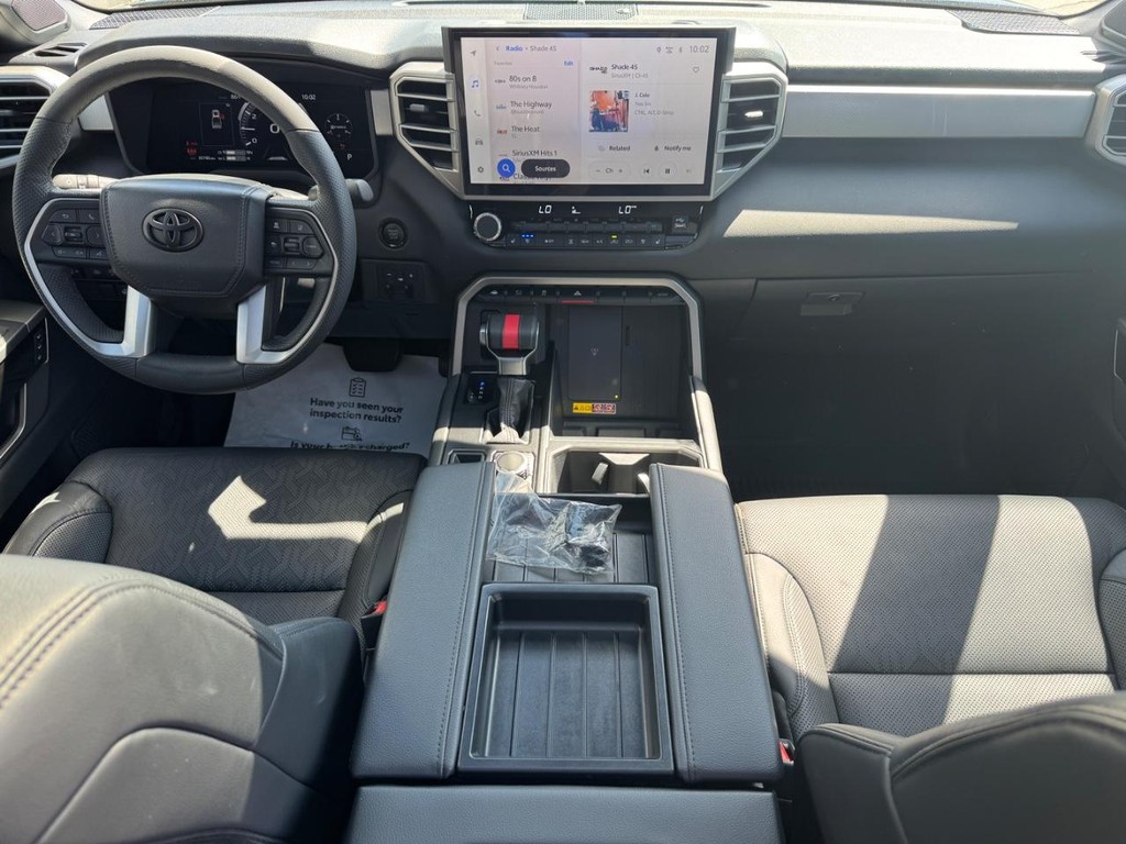 Toyota Tundra 4WD Vehicle Image 13