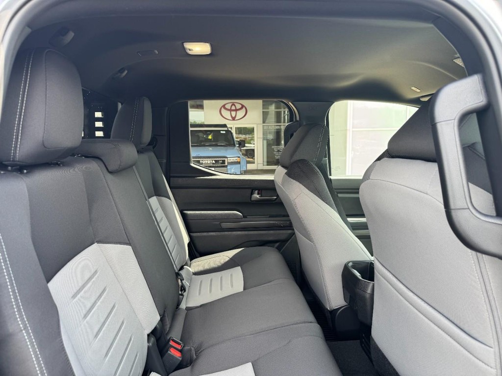 Toyota Tacoma 4WD Vehicle Image 10