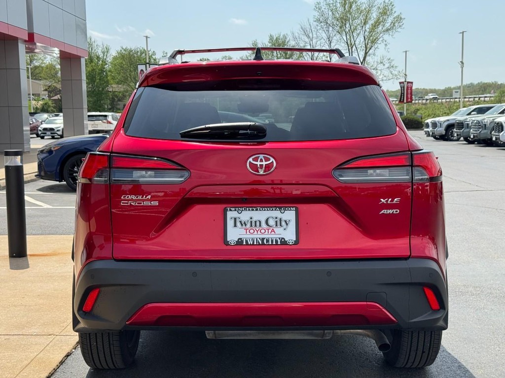 Toyota Corolla Cross Vehicle Image 5